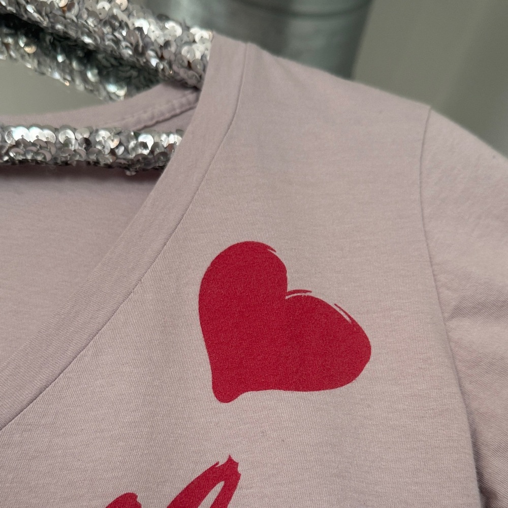 J’mappelle L’amour French Graphic Tee by Spark in The Dark Urban Outfitters - Picture 6 of 12